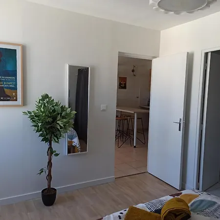 Faubourg De La Cueille - Aux Portes Du Futuroscope