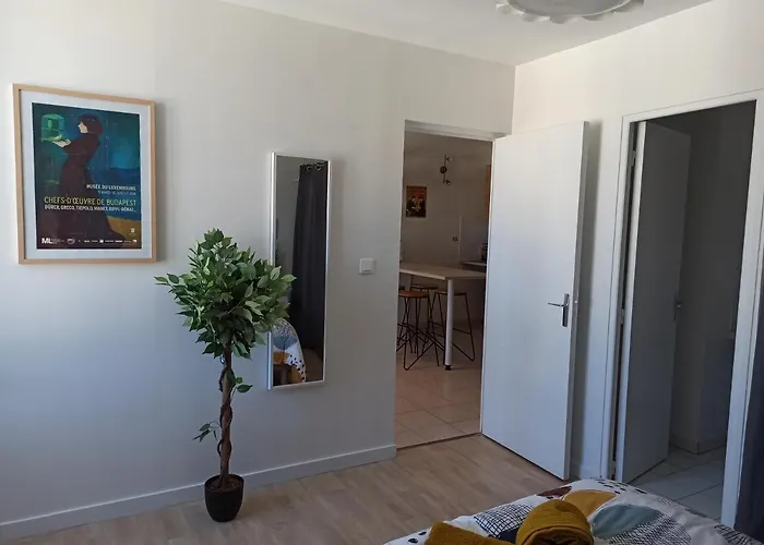 Faubourg De La Cueille - Aux Portes Du Futuroscope